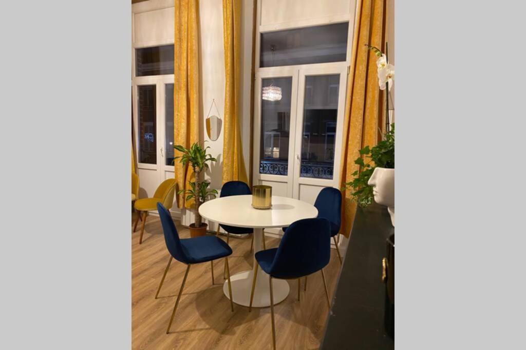 Luxury 1Bedroom Apartment 몽스 외부 사진